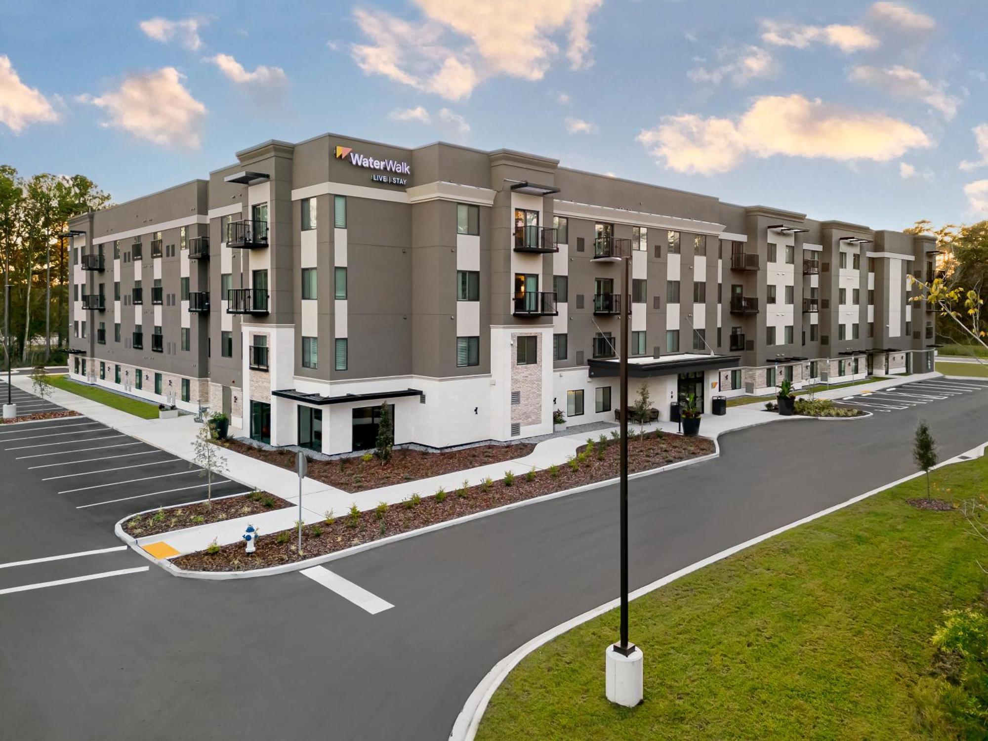 Waterwalk Extended Stay By Wyndham Jacksonville Deerwood Pk Exterior foto